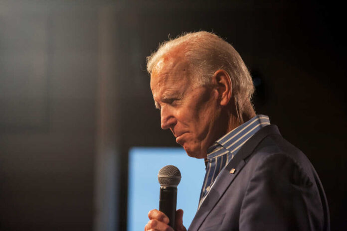 Des,Moines,,Iowa,,Usa.,May,3,,2019,Presidential,Candidate,And