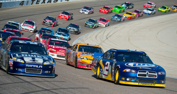 Dallas,,Tx,-,November,04:,Brad,Keselowski,2,And,Jimmie
