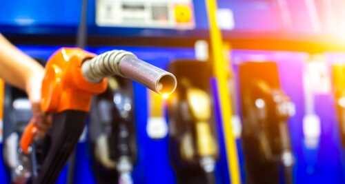 Petrol,Fuel,Nozzle,In,A,Hand,For,Fuelling,In,Petrol