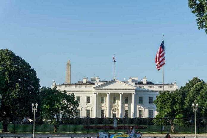 Washington,,Dc,,Us,,June,19,,2025:,President,Trump,Erected,A The White House with the Washington Monument in the background