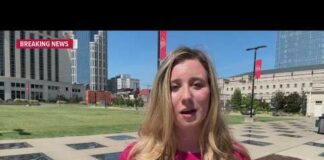 Live in Nashville as people react to Dolly Parton's death